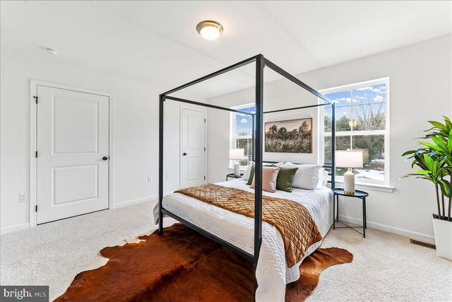 203 CHESTNUT PKWY, Wallingford, PA 19086