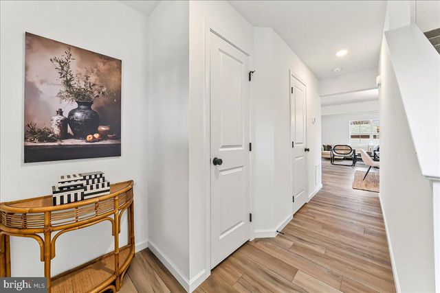 203 CHESTNUT PKWY, Wallingford, PA 19086