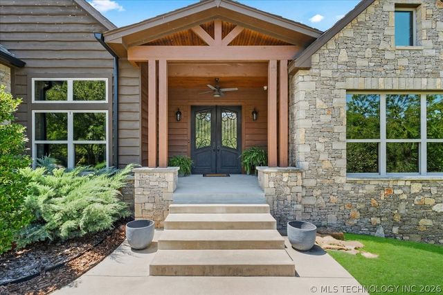 12636 S 13th Place, Jenks, OK 74037