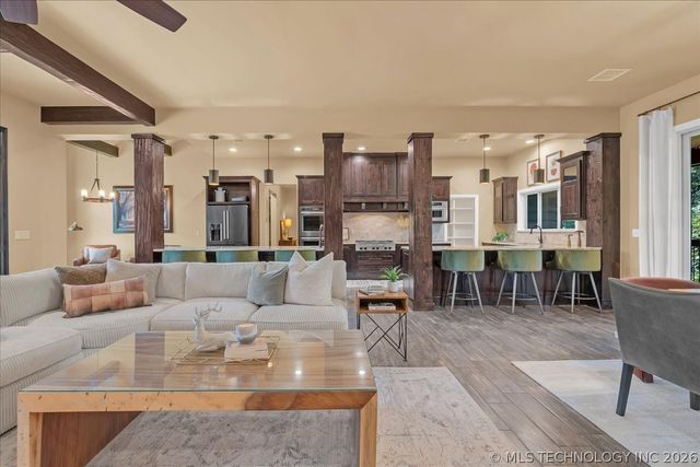 12636 S 13th Place, Jenks, OK 74037