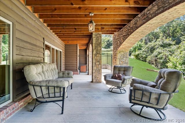 12636 S 13th Place, Jenks, OK 74037