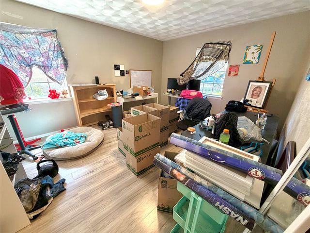 439 Shorewood Drive, Duncanville, TX 75116