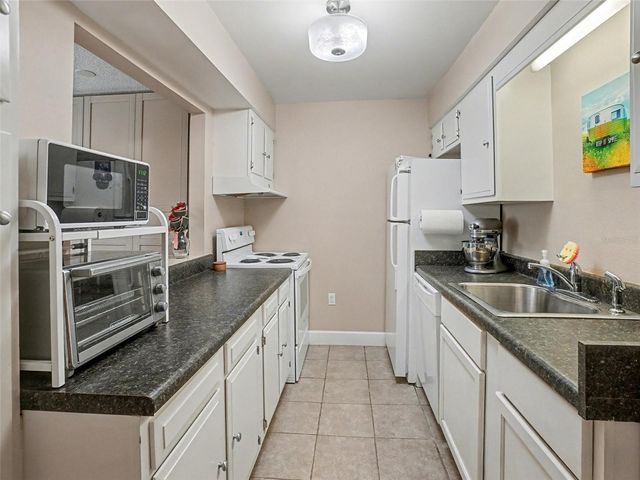 525 CONWAY ROAD 180, Orlando, FL 32807