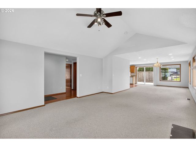 2605 Se BALBOA Dr, Vancouver, WA 98683