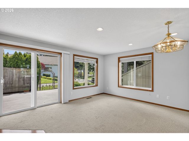 2605 Se BALBOA Dr, Vancouver, WA 98683