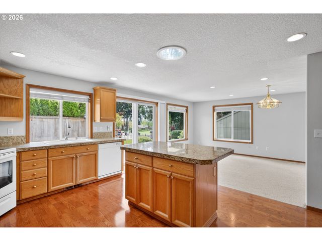 2605 Se BALBOA Dr, Vancouver, WA 98683