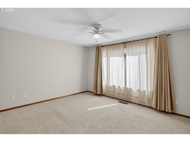 2605 Se BALBOA Dr, Vancouver, WA 98683