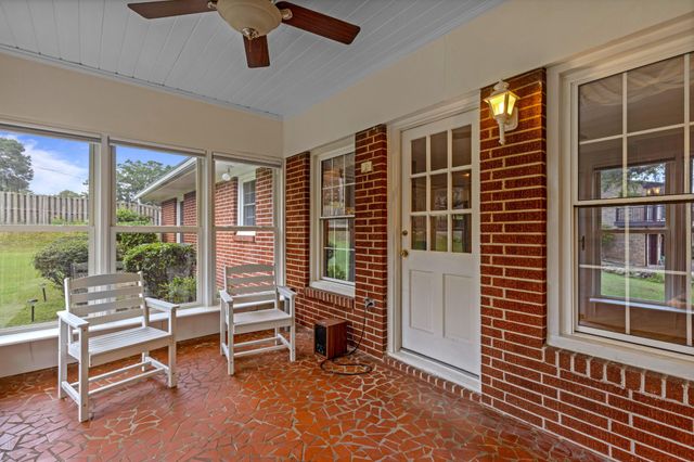 618 Melville Avenue, Chattanooga, TN 37412