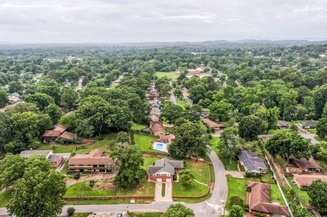 618 Melville Avenue, Chattanooga, TN 37412