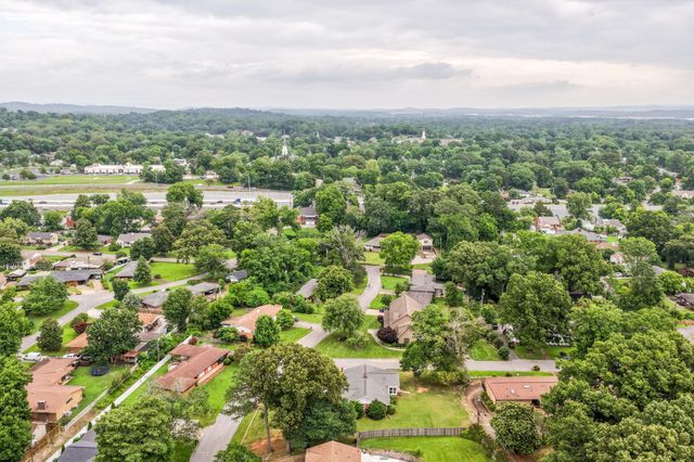 618 Melville Avenue, Chattanooga, TN 37412