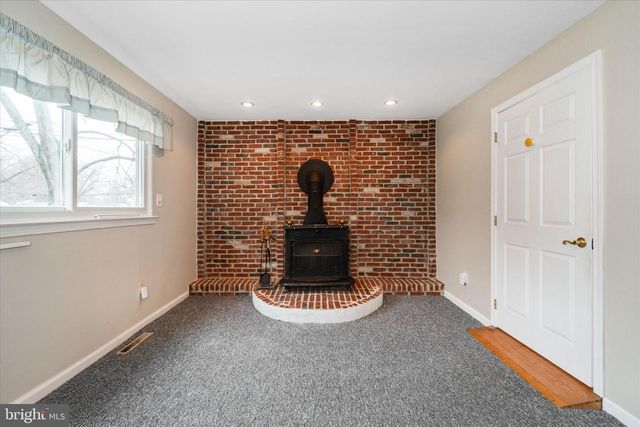 3301 ENGLEWOOD RD, Wilmington, DE 19810