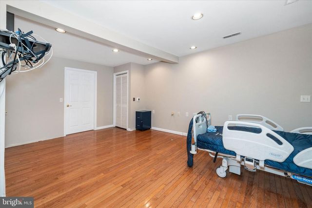 3301 ENGLEWOOD RD, Wilmington, DE 19810