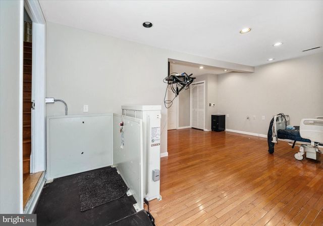 3301 ENGLEWOOD RD, Wilmington, DE 19810