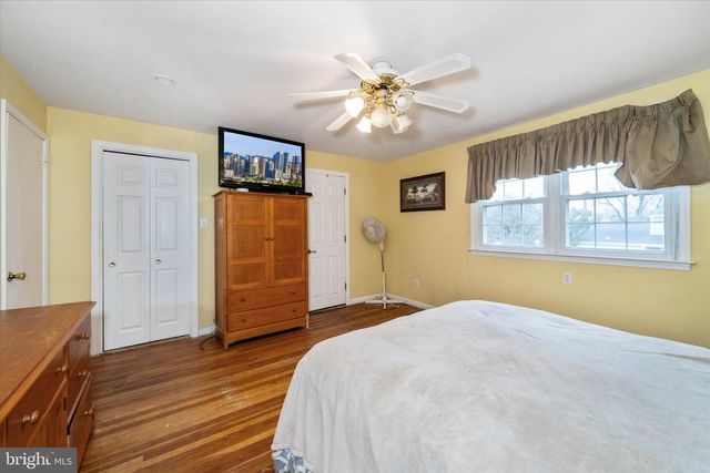 3301 ENGLEWOOD RD, Wilmington, DE 19810