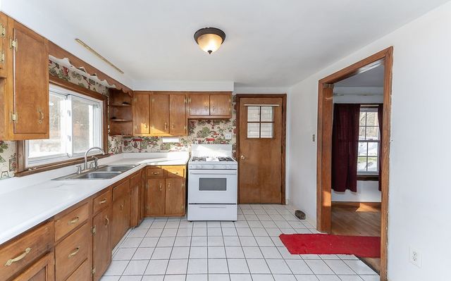 107 Wallace Dr, Darlngtn Twp, PA 16115