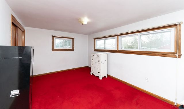 107 Wallace Dr, Darlngtn Twp, PA 16115