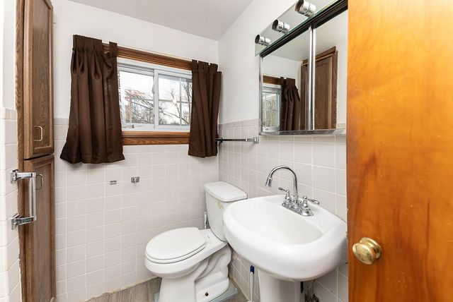 107 Wallace Dr, Darlngtn Twp, PA 16115