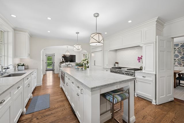 936 Sunset Road, Winnetka, IL 60093