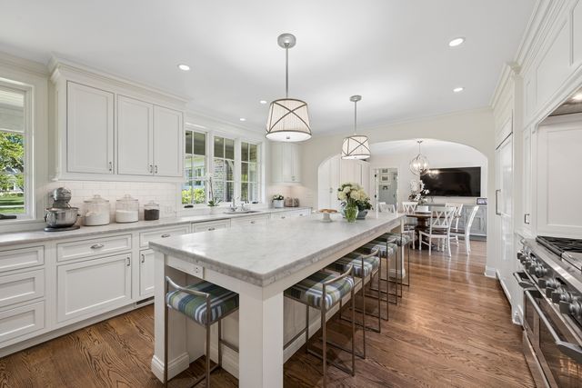 936 Sunset Road, Winnetka, IL 60093