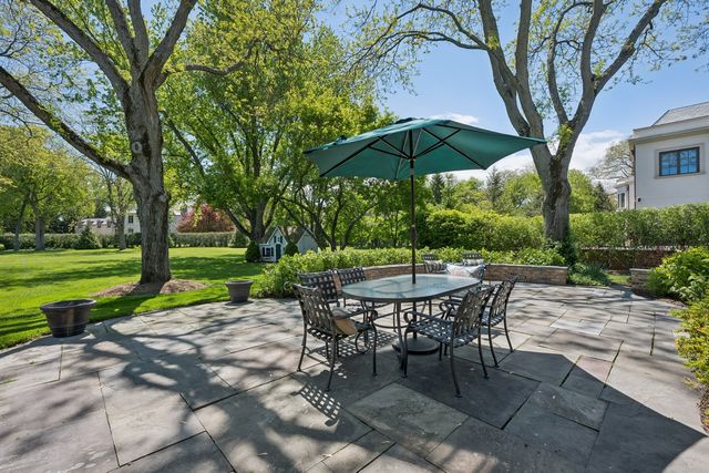 936 Sunset Road, Winnetka, IL 60093