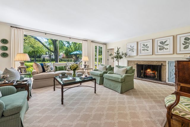 936 Sunset Road, Winnetka, IL 60093