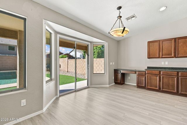 2643 E DESERT ROSE Trail, San Tan Valley, AZ 85143