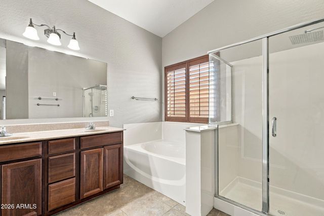2643 E DESERT ROSE Trail, San Tan Valley, AZ 85143