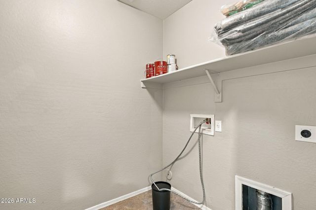 2643 E DESERT ROSE Trail, San Tan Valley, AZ 85143
