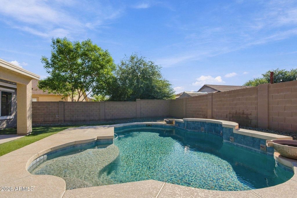 2643 E DESERT ROSE Trail, San Tan Valley, AZ 85143 — photo 2