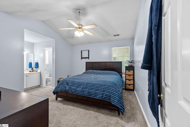 109 W Fall River Way, Simpsonville, SC 29680