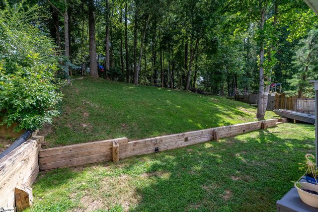 109 W Fall River Way, Simpsonville, SC 29680