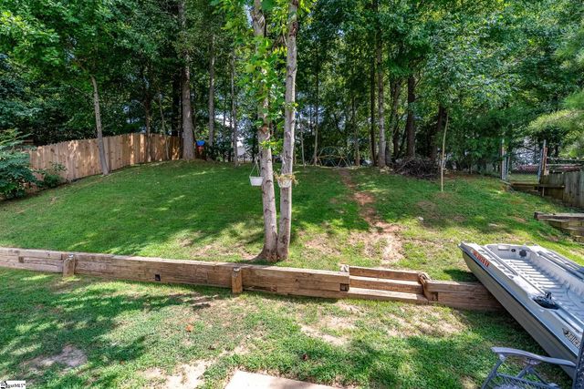 109 W Fall River Way, Simpsonville, SC 29680