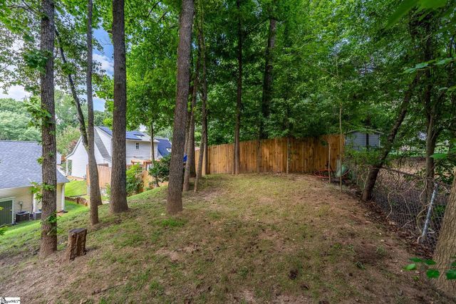 109 W Fall River Way, Simpsonville, SC 29680