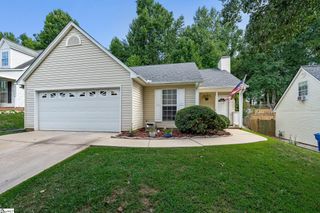 109 W Fall River Way, Simpsonville, SC 29680