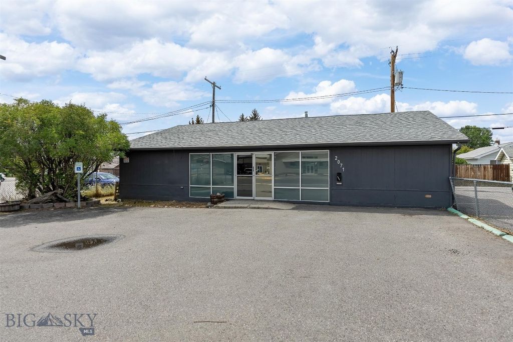 2071 Harrison, Butte, MT 59701 — photo 2