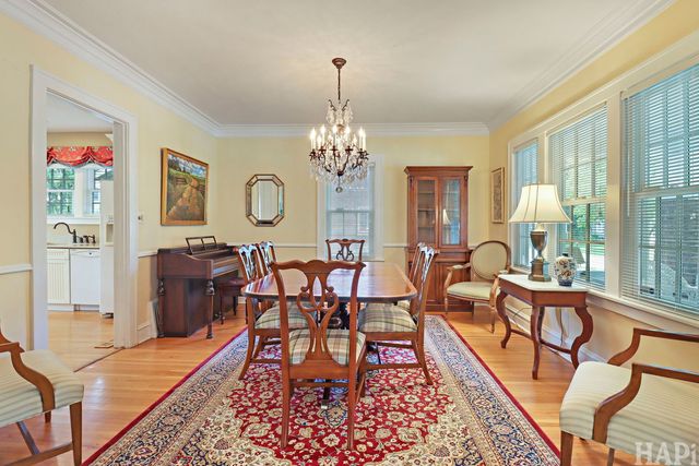 335 E Liberty Street, Barrington, IL 60010