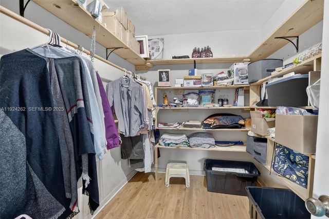 431 Vicksburg Ter, Plantation, FL 33325