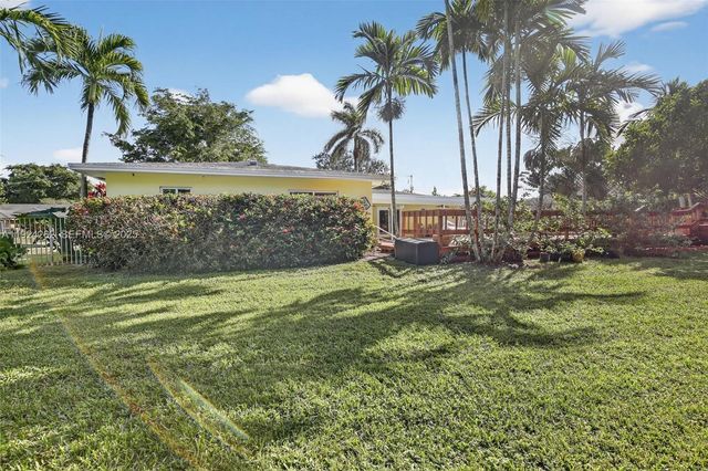 431 Vicksburg Ter, Plantation, FL 33325