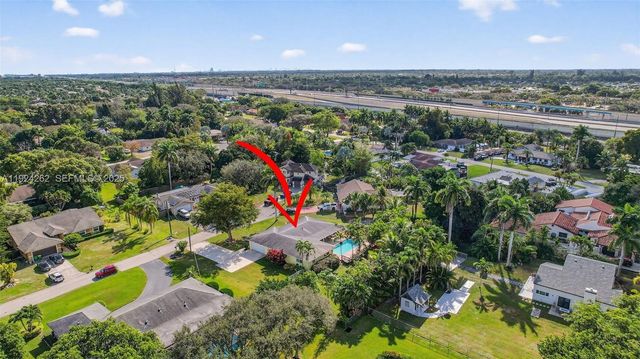 431 Vicksburg Ter, Plantation, FL 33325