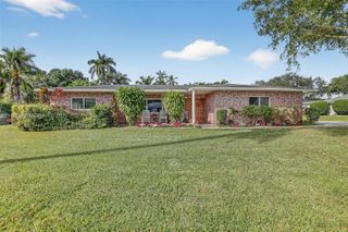 431 Vicksburg Ter, Plantation, FL 33325