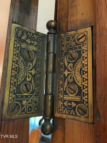 438 East Main Street, Rogersville, TN 37857