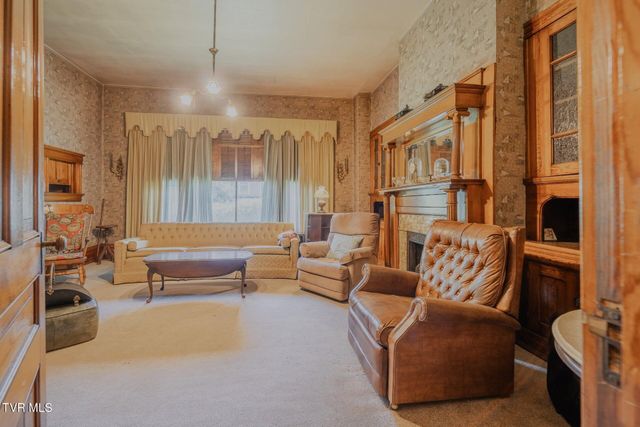 438 East Main Street, Rogersville, TN 37857