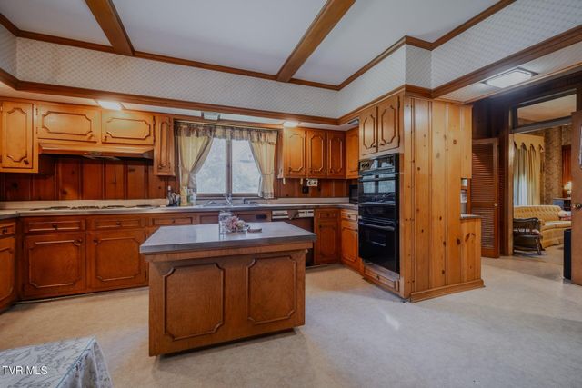 438 East Main Street, Rogersville, TN 37857