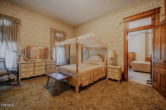 438 East Main Street, Rogersville, TN 37857