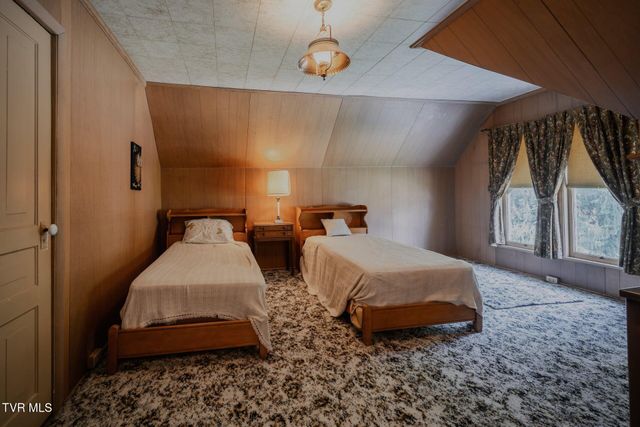 438 East Main Street, Rogersville, TN 37857