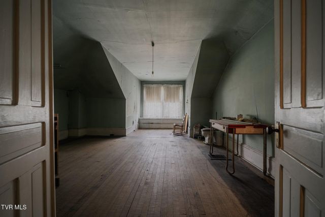 438 East Main Street, Rogersville, TN 37857