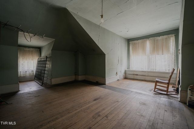 438 East Main Street, Rogersville, TN 37857