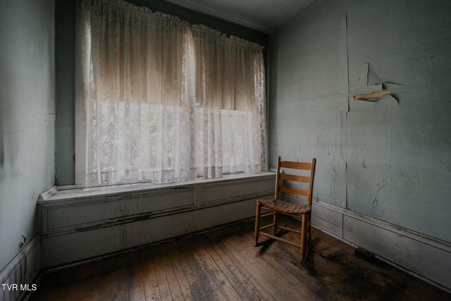 438 East Main Street, Rogersville, TN 37857