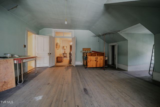 438 East Main Street, Rogersville, TN 37857