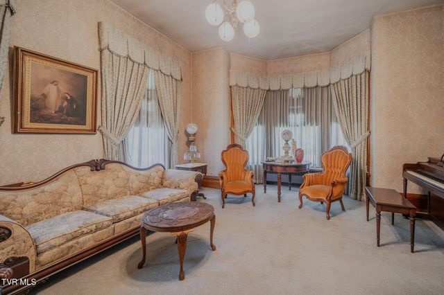 438 East Main Street, Rogersville, TN 37857